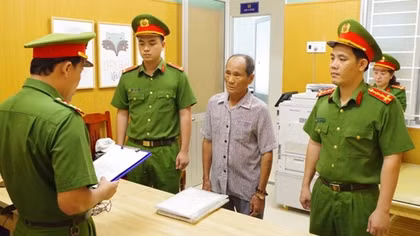 Bị khởi tố vì liên tục vu khống lãnh đạo “ăn tiền”, không giải quyết đơn thư