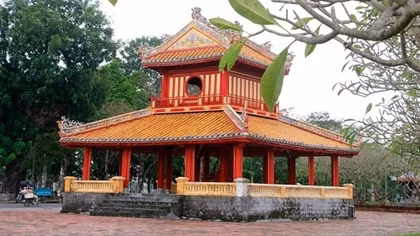 Quảng Văn Đình và Phu Văn Lâu - những “tòa công báo” thời xưa