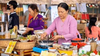 Quản lý an toàn ẩm thực đường phố tại Hội An