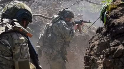Nga giành quyền kiểm soát vị trí mới, Ukraine thừa nhận tình hình đang xấu đi