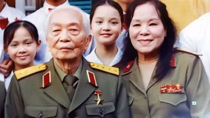 NSND Tường Vi: Người nghệ sĩ duy nhất có tên trong Từ điển Bách khoa Quân sự Việt Nam