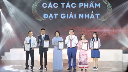 Tôn vinh các tác phẩm xuất sắc trong bảo vệ nền tảng tư tưởng của Đảng năm 2024
