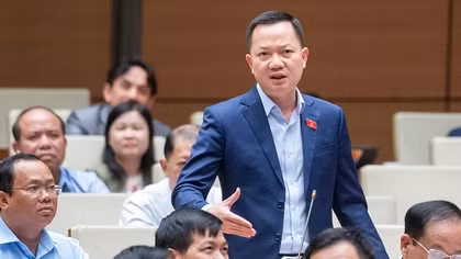 Nên giao cho lực lượng vũ trang xây nhà cho cán bộ, chiến sĩ