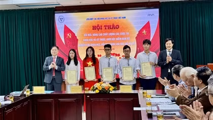 Một số kinh nghiệm đưa học sinh, sinh viên Việt Nam tham dự các cuộc thi khoa học và kỹ thuật quốc tế