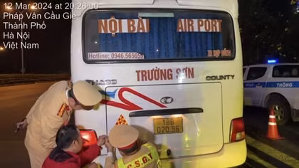 Cục CSGT hướng dẫn bảo đảm an toàn khi xe gặp sự cố trên cao tốc