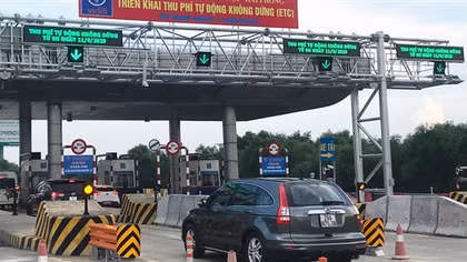 Đề nghị miễn phí đường bộ với xe chở hàng cứu trợ