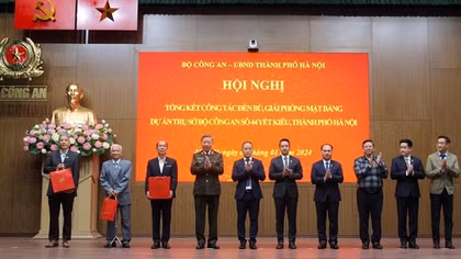 Tri ân nghĩa cử đùm bọc, yêu thương của nhân dân để thực hiện công trình Trụ sở Bộ Công an