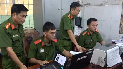 Tiền Giang tăng cường cao điểm triển khai thực hiện Luật Căn cước