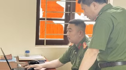 Quyết liệt đấu tranh với tội phạm lừa đảo chiếm đoạt tài sản trên không gian mạng