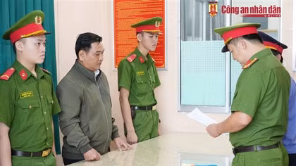 Bắt cựu nhân viên hợp đồng Phòng Tài nguyên và Môi trường ở Hậu Giang