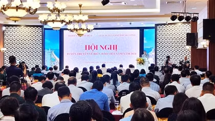 Tiếp tục nâng cao chất lượng, hiệu quả tuyên truyền biển, đảo Việt Nam