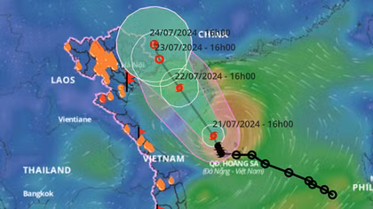 Thủ tướng yêu cầu tập trung ứng phó bão số 2, bảo đảm an toàn tính mạng người dân