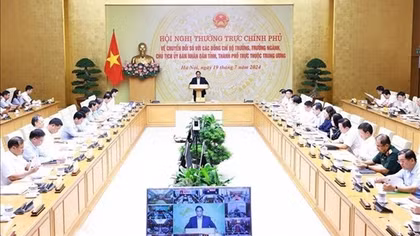 Thủ tướng chủ trì Hội nghị về chuyển đổi số với các bộ, ngành, địa phương