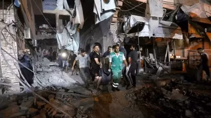 Israel ném bom nhà thờ Hồi giáo và trường học tại Dải Gaza