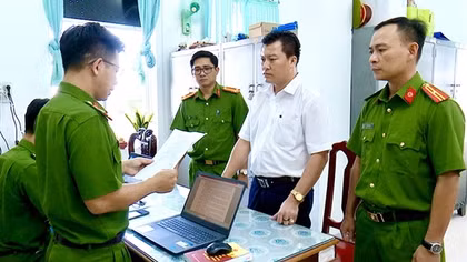 Dẹp loạn công ty ma, dự án ảo