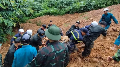 Khẩn trương tìm kiếm các nạn nhân trong vụ sạt lở đất tại huyện Bắc Mê, tỉnh Hà Giang