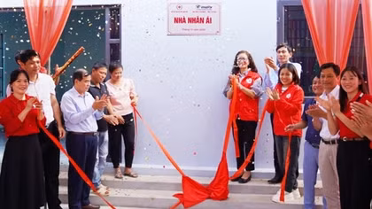 Bàn giao Nhà nhân ái cho hộ gia đình có hoàn cảnh khó khăn ở Lạng Sơn