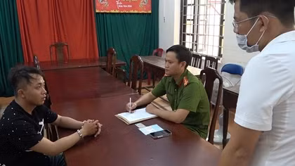 “Khoắng” hơn 250 triệu đồng trong két sắt mang… gửi ngân hàng