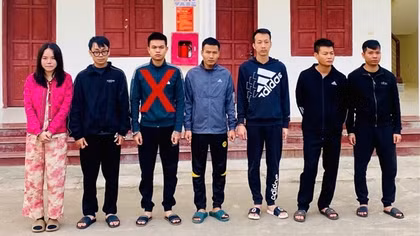 Bắt giữ nhóm đối tượng lừa đảo hàng chục tỷ đồng trên không gian mạng