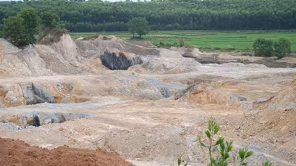 Hết phép khai thác, doanh nghiệp chây ỳ đóng cửa mỏ