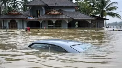Lũ lụt nhấn chìm nhiều nơi tại Thái Lan và Malaysia