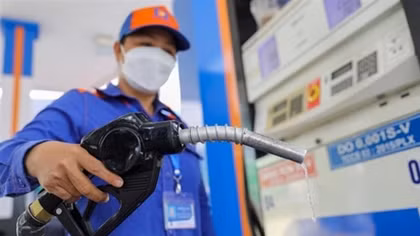 Hàng loạt vi phạm của Bộ Công thương trong quản lý xăng dầu