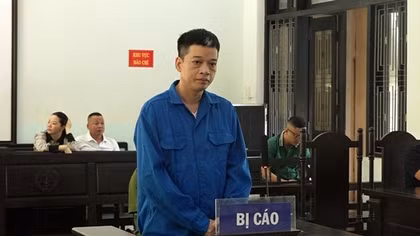 Giám đốc thuê "xế hộp" đi cầm, chiếm đoạt hơn 2,7 tỷ đồng