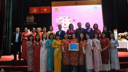 Nhiều mô hình hay, hiệu quả của Hội phụ nữ Cục Ngoại tuyến