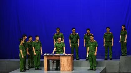 Nhà hát Kịch CAND biểu diễn vở "Trả giá" – tác phẩm về đề tài chống tham nhũng