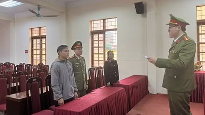 Vụ thu học phí lái xe vượt quy định tại Bắc Kạn: Khởi tố thêm hai giáo viên