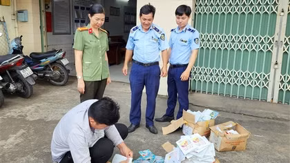 Phạt công ty tàng trữ truyện tranh không có hóa đơn chứng từ số tiền 140,5 triệu đồng