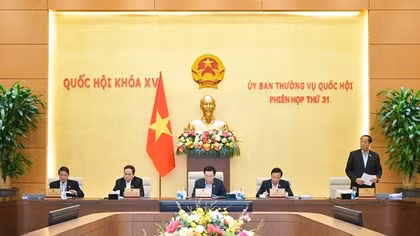 Bình ổn giá cả, tránh tình trạng "tăng lương không theo kịp lạm phát"