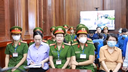 Có bị cáo “ngây thơ” cho rằng không biết mình phạm tội