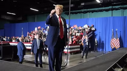 Ông Trump chiến thắng áp đảo đối thủ tại nhiều bang
