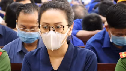 Bi kịch của người đẹp doanh nhân gọi bị cáo Trương Mỹ Lan là mẹ