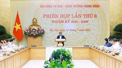 Phong trào thi đua phải gắn lợi ích của quốc gia, dân tộc với lợi ích của mỗi chủ thể, cá nhân