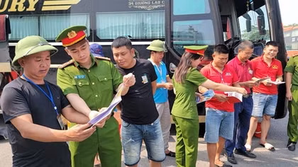 Ngăn chặn ma túy từ bến tàu, bến xe