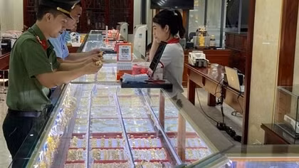 Nhiều cơ sở kinh doanh vàng vi phạm giả mạo nhãn hiệu nổi tiếng