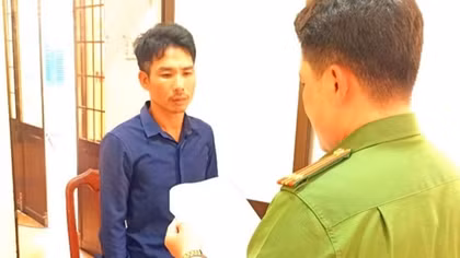 “Vặt” tín dụng đen cả người cùng làng