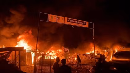 Israel không kích Rafah, ít nhất 35 người thiệt mạng