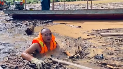 Tìm thấy thêm 1 thi thể bị lũ quét ở Điện Biên