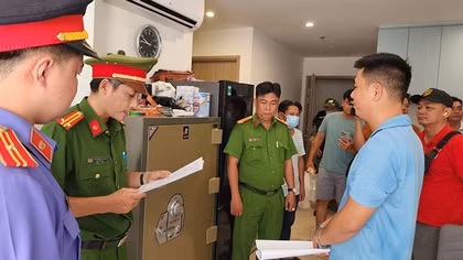 Theo chân Ban Chuyên án bắt giữ nhóm đối tượng “vẽ” dự án, bán đất rừng Phú Quốc