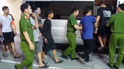 Triệt phá đường dây tổ chức đánh bạc quy mô lớn