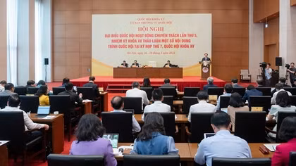Thảo luận Luật Đường bộ: Cần đầu tư đồng bộ đường cao tốc khi xây dựng