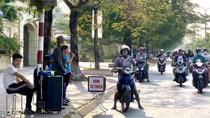 Hải Phòng nỗ lực giải quyết tình trạng người lang thang bán hàng rong, xin tiền