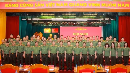 Triển khai toàn diện công tác tổ chức cán bộ với tinh thần "trong sáng, gương mẫu, tinh thông"