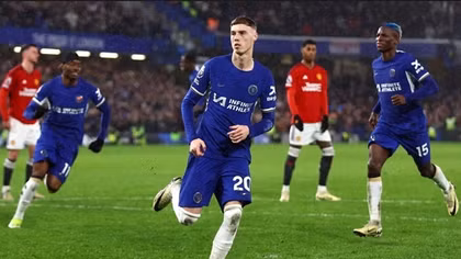 Cole Palmer "lên đồng", Chelsea lội ngược dòng trước MU