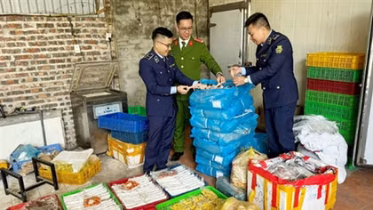 Kiểm soát chặt từ biên giới, ngăn hàng nhập lậu