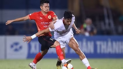 V.League cũng hành xác: Thay đổi hoặc tụt hậu