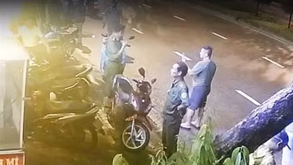 Một thanh niên bị đâm tử vong nghi do mâu thuẫn tình cảm
